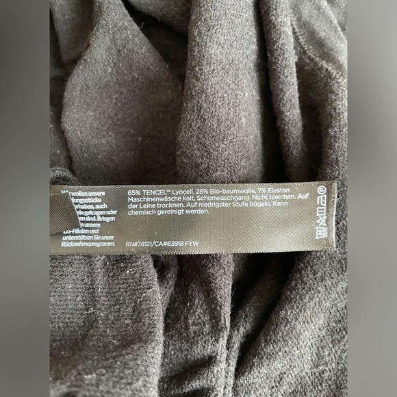 EILEEN FISHER Petite Black Mock Turtle Neck Top - Picture 4 of 4